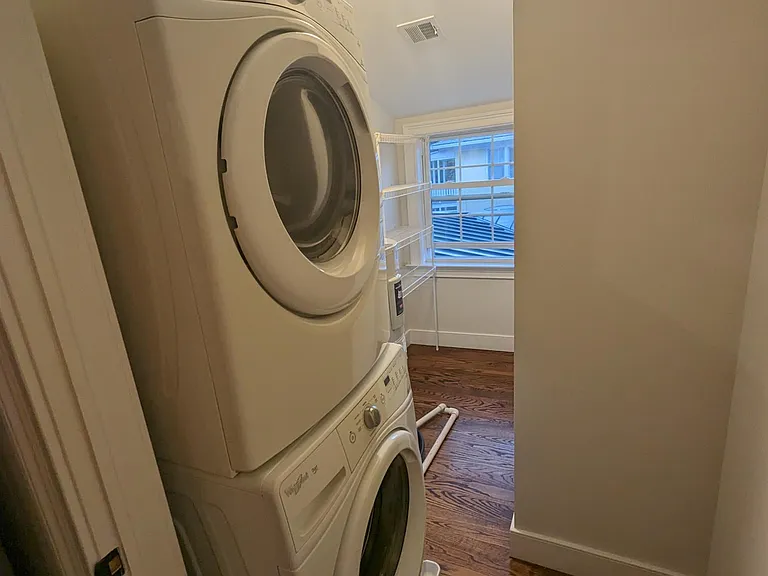 1110 Fairview Ave #6 — Photo 9