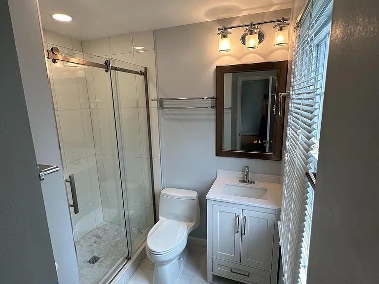 13524 Ellendale Dr — Photo 15