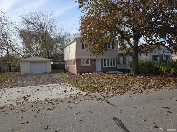 4125 5th St, Newport, MI 48166