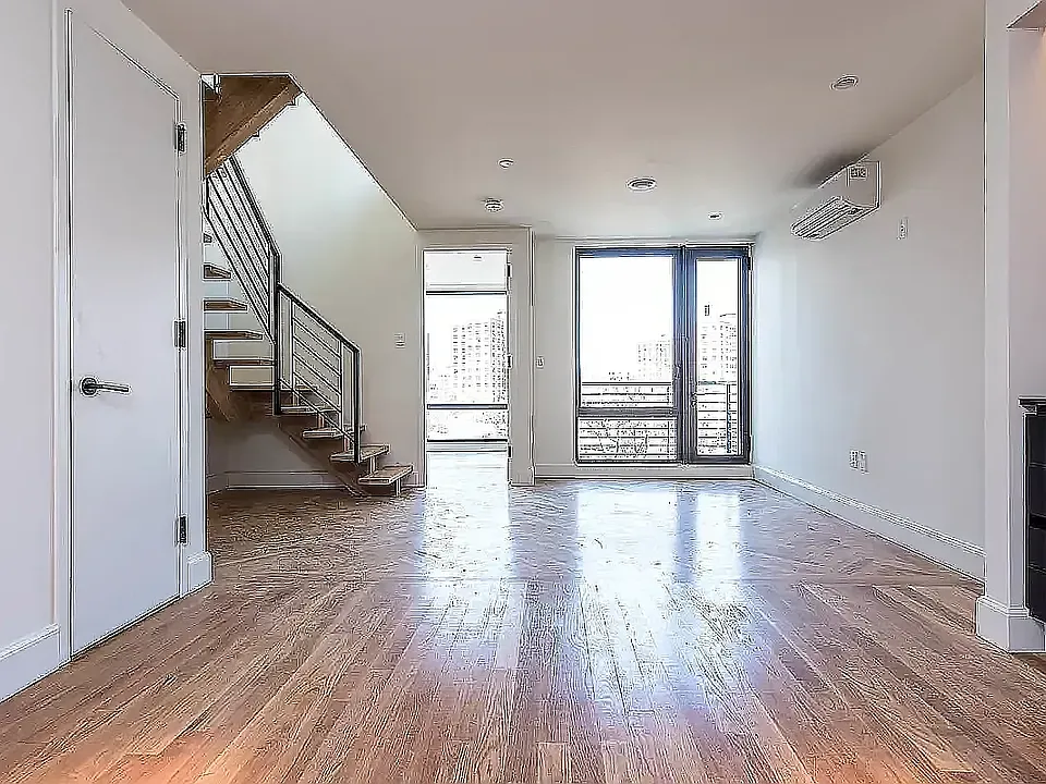 1 Duffield St #419