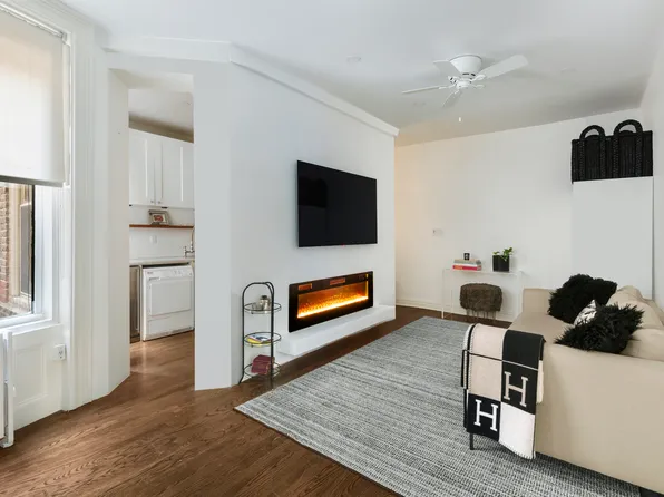 25 Charles Street image 1 of 7