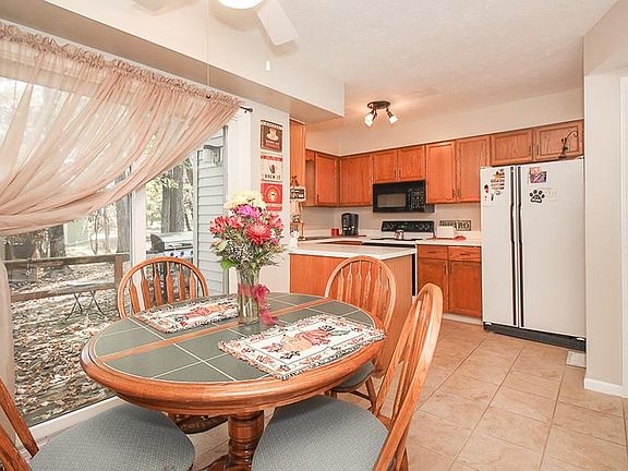 5th image of 9629 Southview Ct