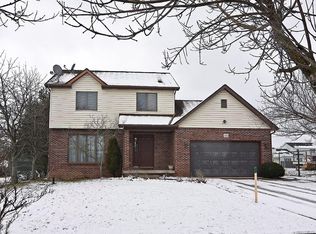 242 Warner Rd, Lancaster, NY 14086