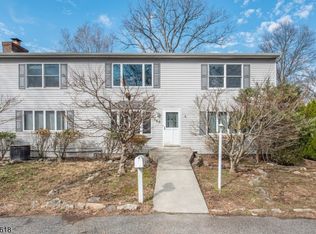 558 Beech St, Township Of Washington, NJ