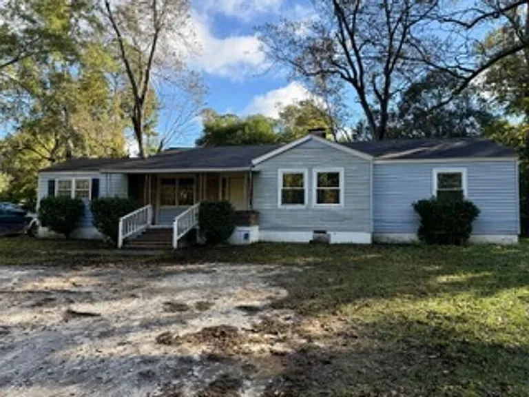 971 Meadowbrook Rd — Photo 1