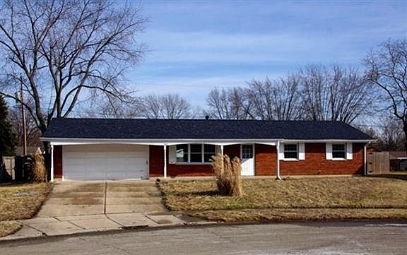 2nd image of 582 Hillcrest Dr
