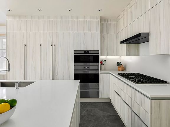 5th image of 1105 Park Ave #5CD