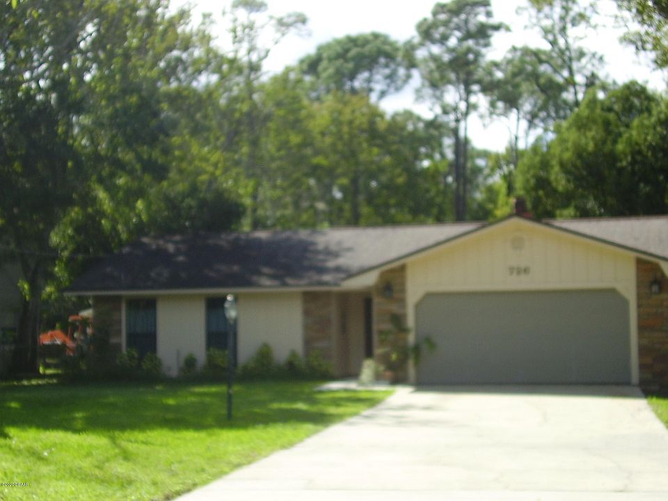 1st image of 726 Santa Fe Ave