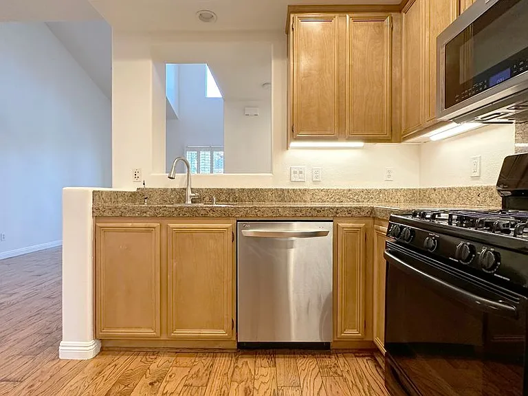 14 Vinca Ct — Photo 20