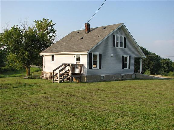 2nd image of 13035 NE Us Highway 421