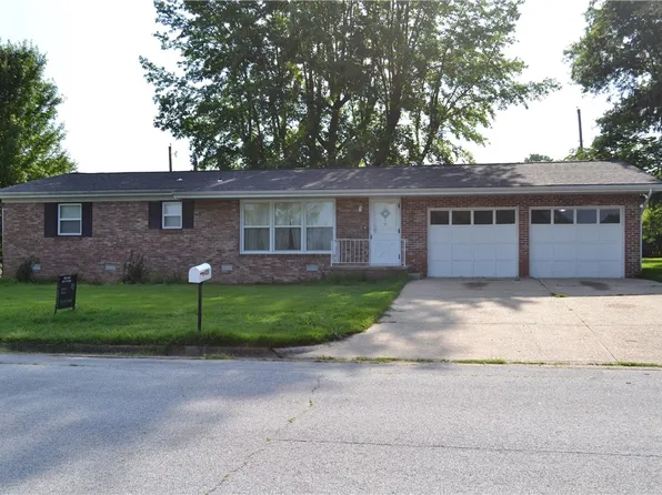 420 Natchez Trace St, Harrison, AR 72601