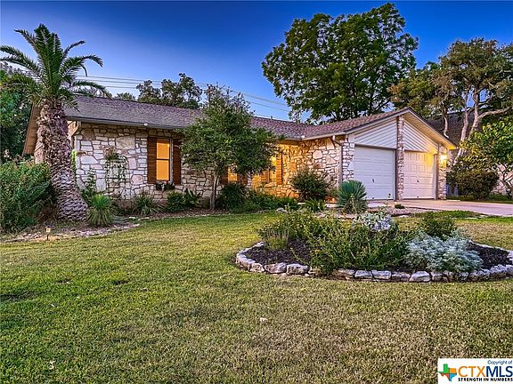 3rd image of 1105 River Bend Dr