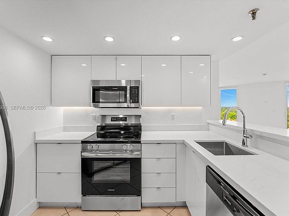 3rd image of 5880 Collins Ave APT 1004