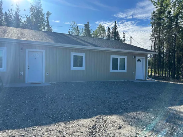 2658 Roseanne Ct, North Pole, AK 99705