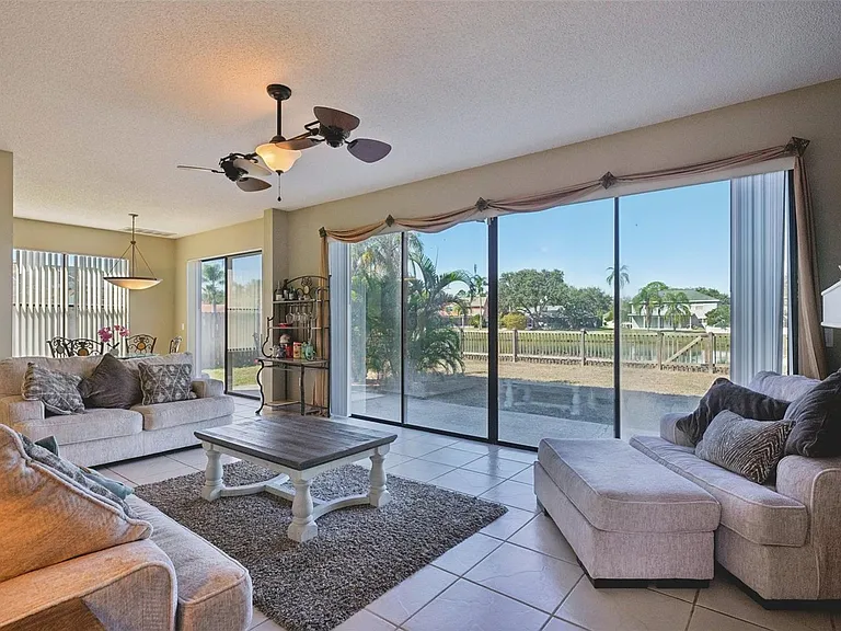 12929 Prestwick Dr — Photo 9
