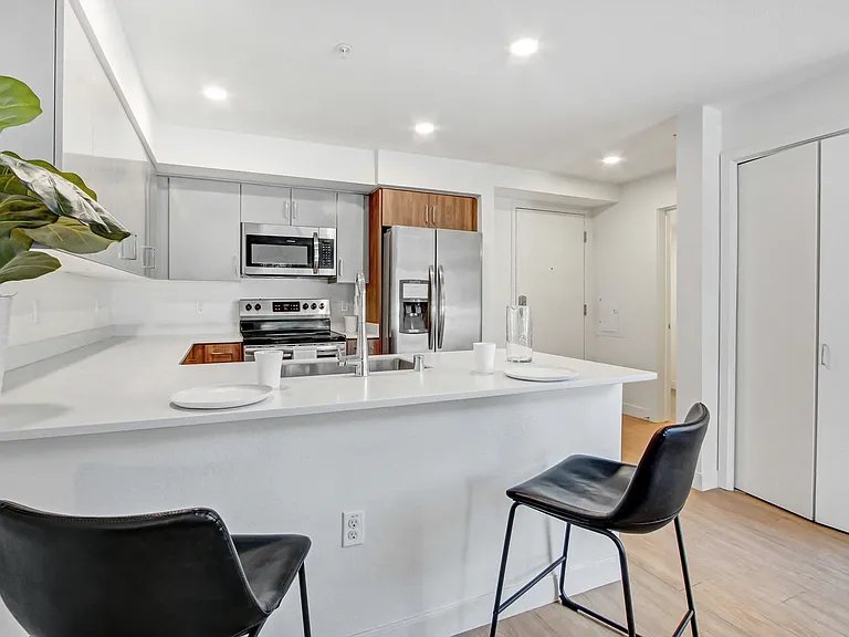 Watermark Apartments — Photo 47