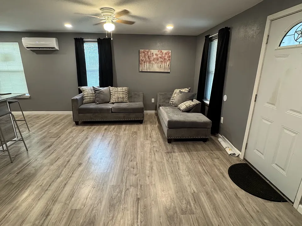 4316 Sunflower St