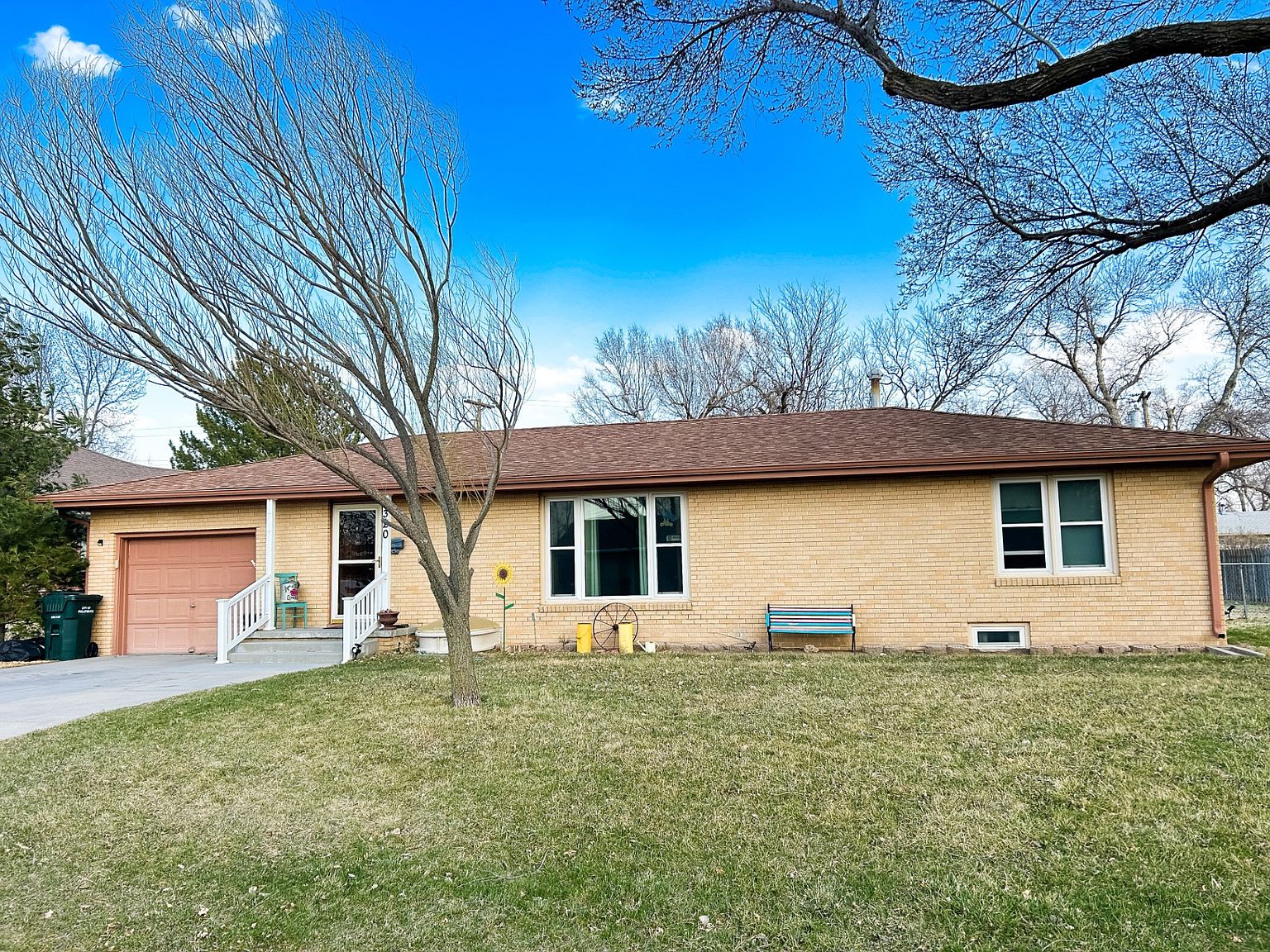 320 S 5th St, Phillipsburg, KS 67661 Zillow