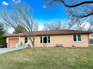 320 S 5th St, Phillipsburg, KS 67661