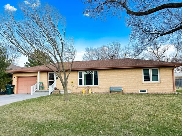 320 S 5th St, Phillipsburg, KS 67661