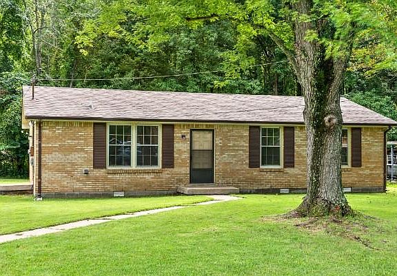 2nd image of 528 Jewel Dr