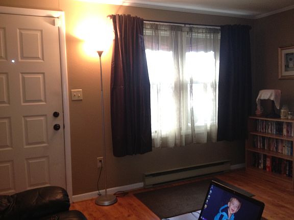 Living Room Pic 2