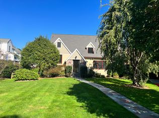88 Hartsdale Ave, White Plains, NY 10605