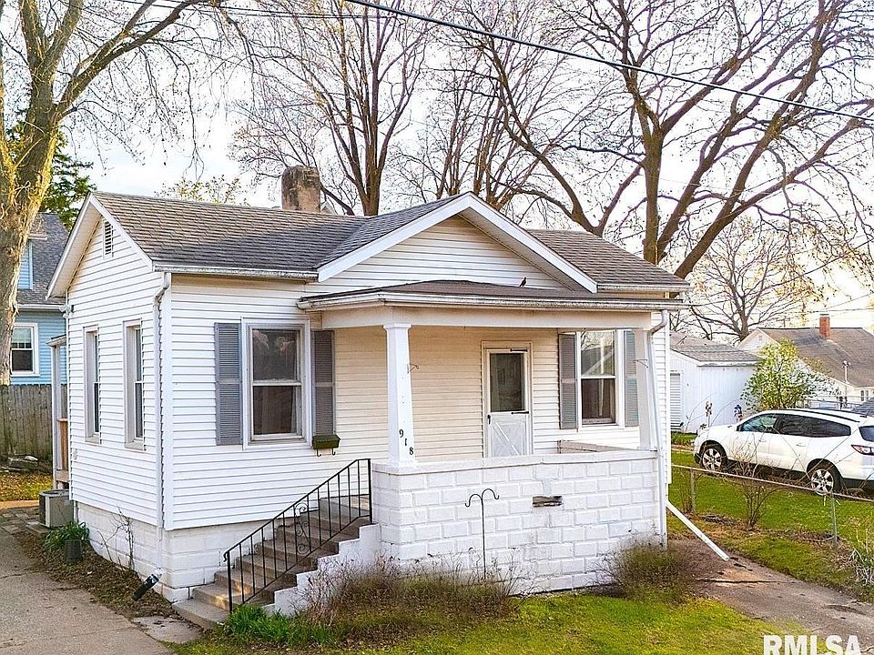1st image of 918 Margaret St