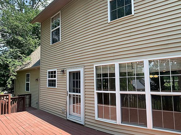 4th image of 879 Bella Vista Dr