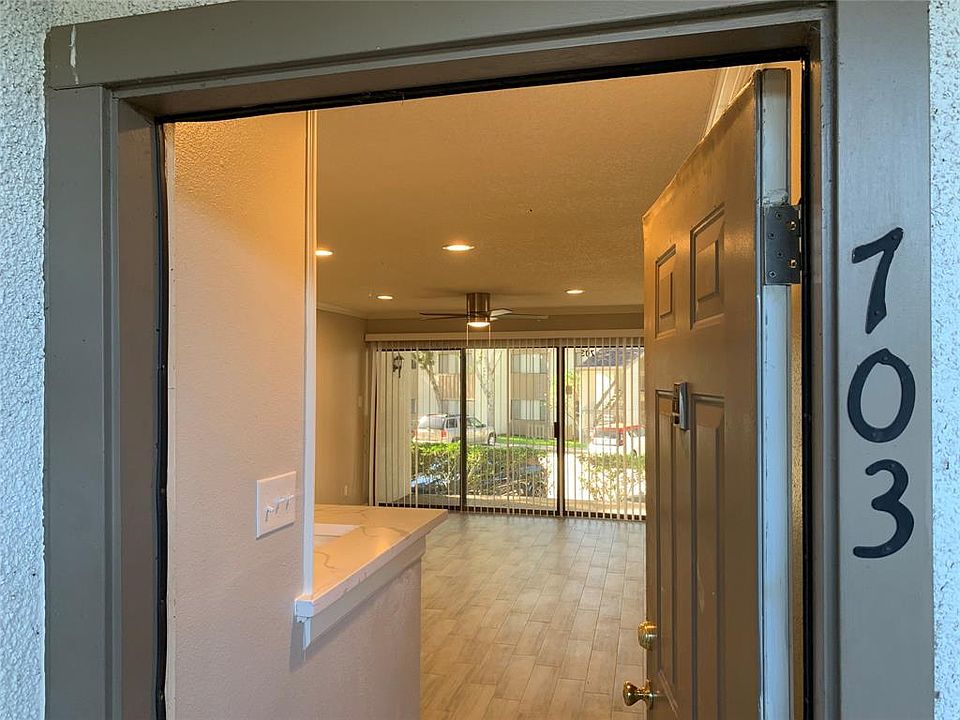 Welcome to Unit 703G at Walden Marine Vistas on Lake Conroe