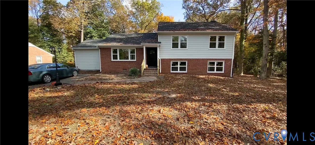 4 bed, 2.5 bath, 2187 sqft, $3,200 — Photo 1