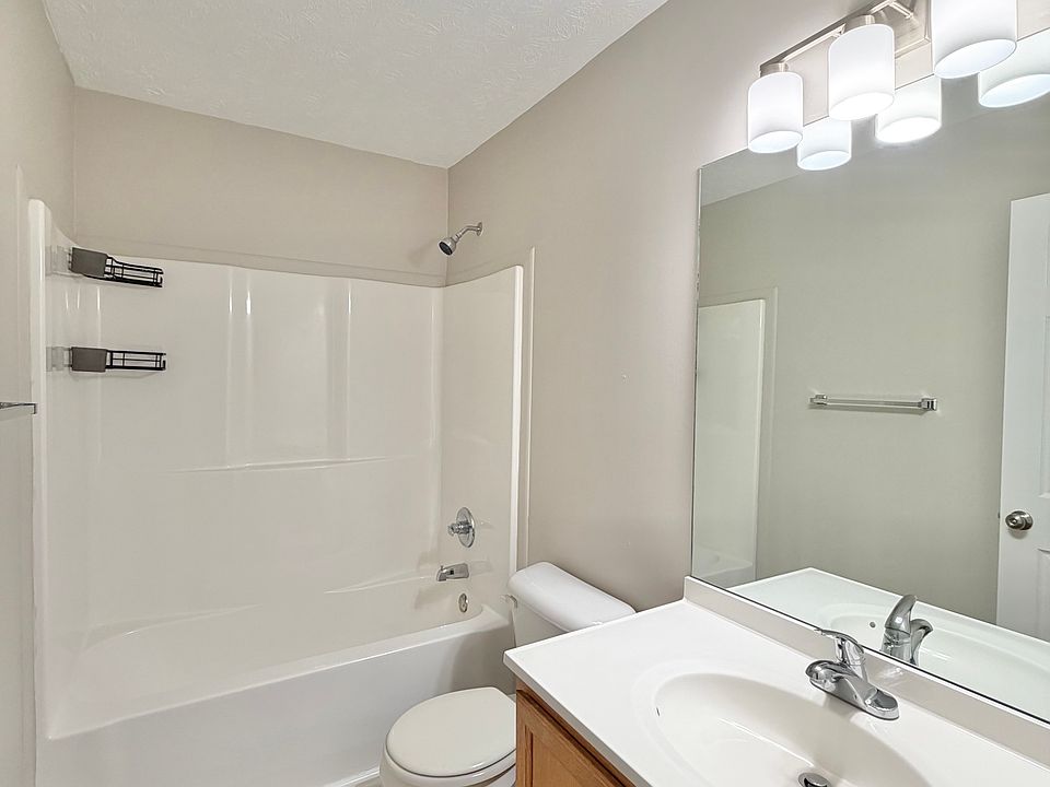 1st image of 175 Chatham Pl Unit 4
