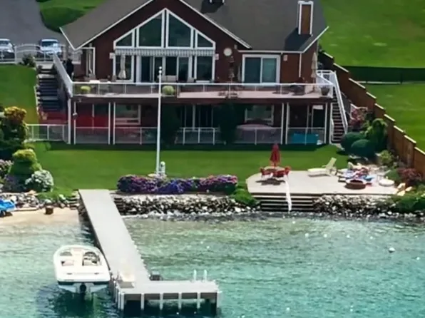 4052 US Highway 97a, Chelan, WA 98816