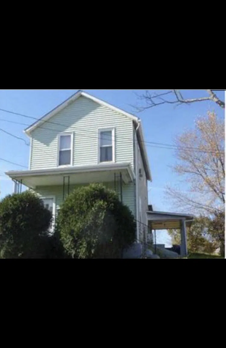 2 bed, 1.5 bath, 1200 sqft, $950 — Photo 3