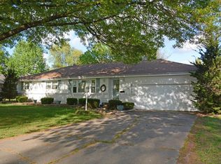 4128 S Broadway Ave, Springfield, MO 65807