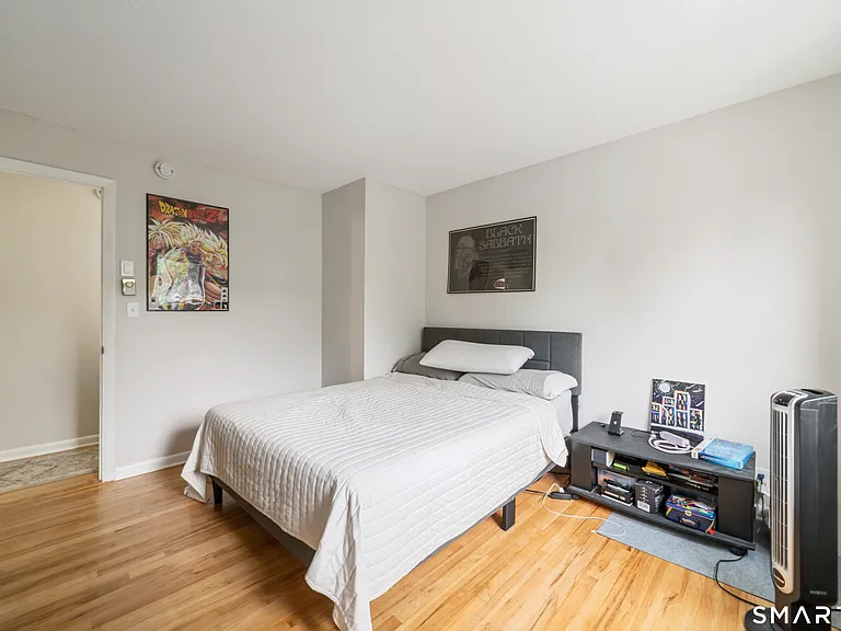 1700 Broadbridge Ave #B33 — Photo 9
