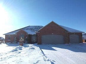 1st image of 915 Windsong Ct