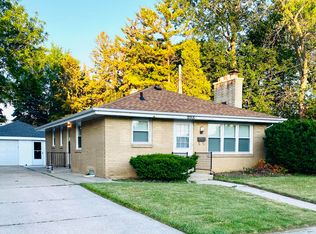 2015 Mount Pleasant St, Racine, WI 53404