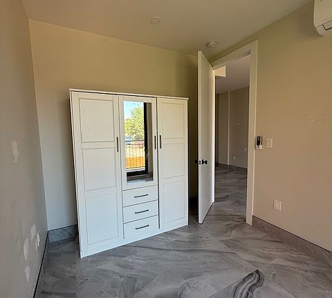 4th image of 637 Quincy St #2B