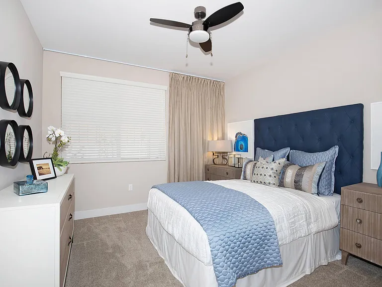 Sendero Gateway Apartment Homes — Photo 49