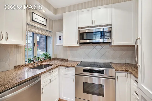 Sold by Compass | media 15