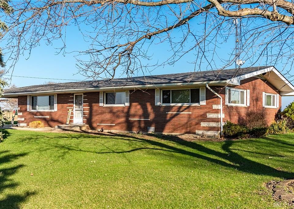 1st image of 860 Watkins Jamestown Vlg