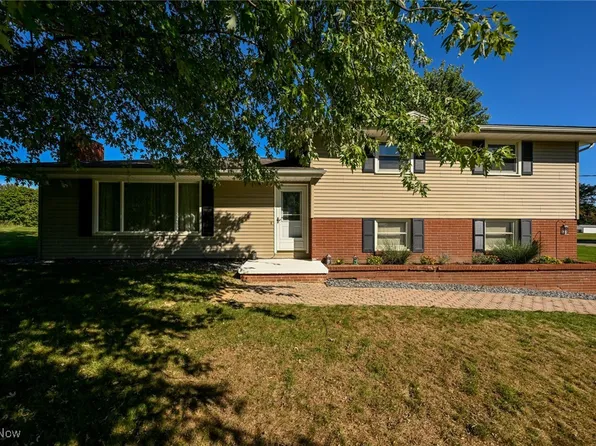 4010 Union Ave NE, Homeworth, OH 44634