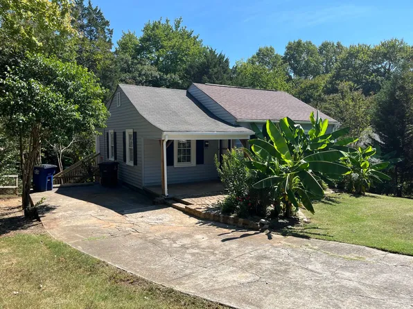 2535 Marble St, Winston Salem, NC 27107