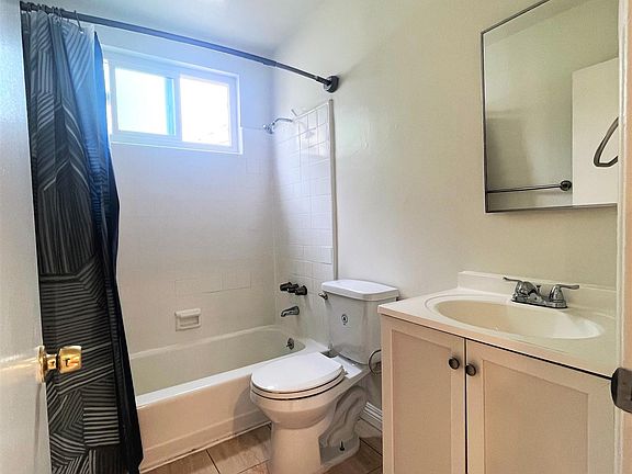 5th image of 1228 N McCadden Pl APT 9