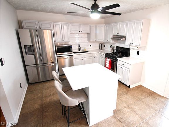 4th image of 3388 Monte Vista Dr