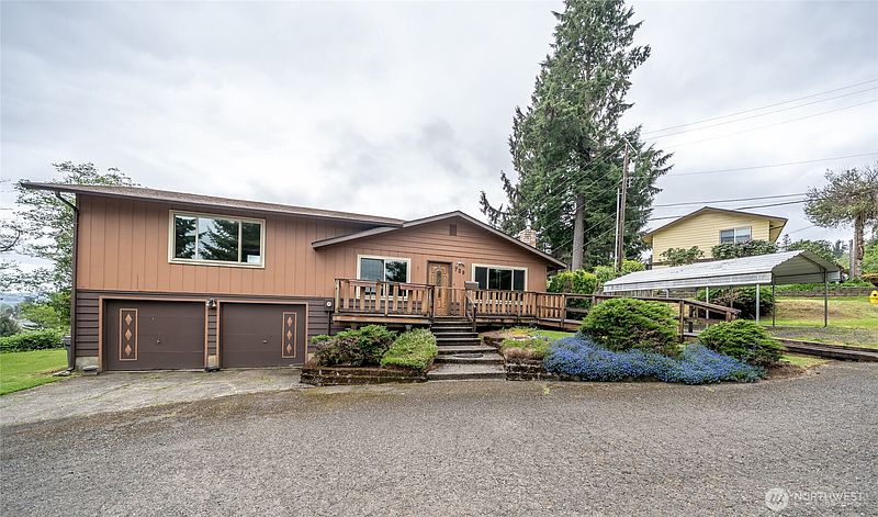 2nd image of 729 7th Avenue
