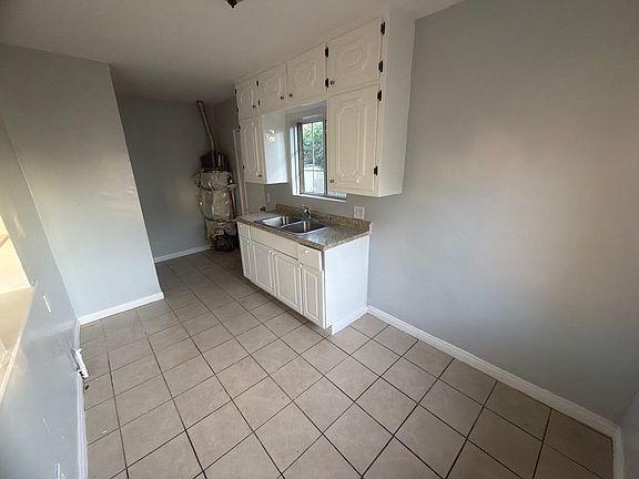 4th image of 10215 Burin Ave #10213-1/2