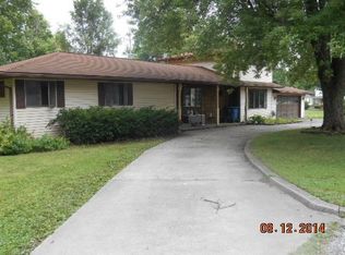 123 W 3rd St, Fairmount, IN 46928