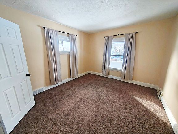 5th image of 4427 W 49th St #Dn